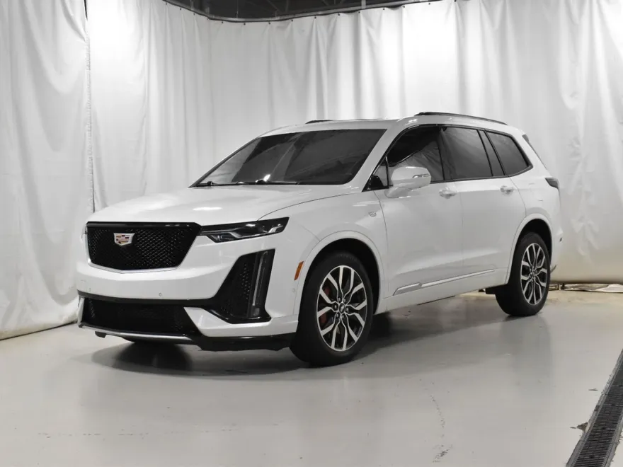 2022 Cadillac XT6 Sport photo 1