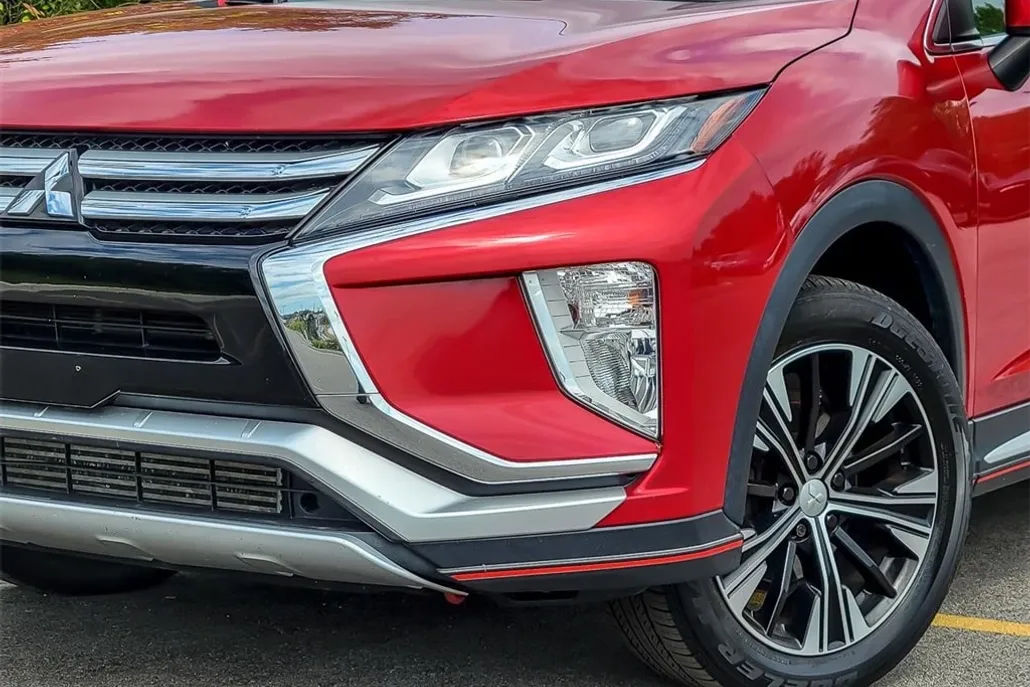2019 Mitsubishi Eclipse Cross photo 1