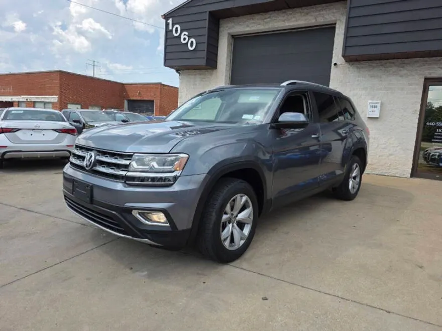 2018 Volkswagen Atlas SE photo 1