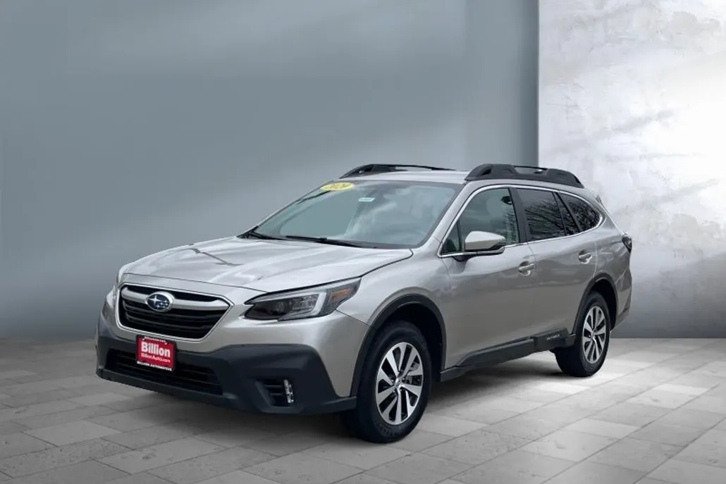 2020 Subaru Outback Premium photo 1