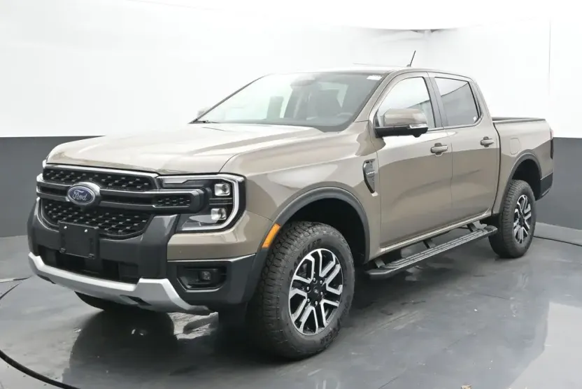 2025 Ford Ranger Lariat photo 1
