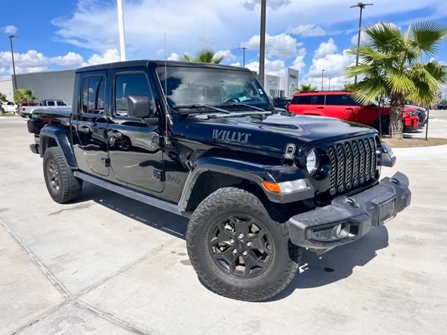 2023 Jeep Gladiator Willys photo 1