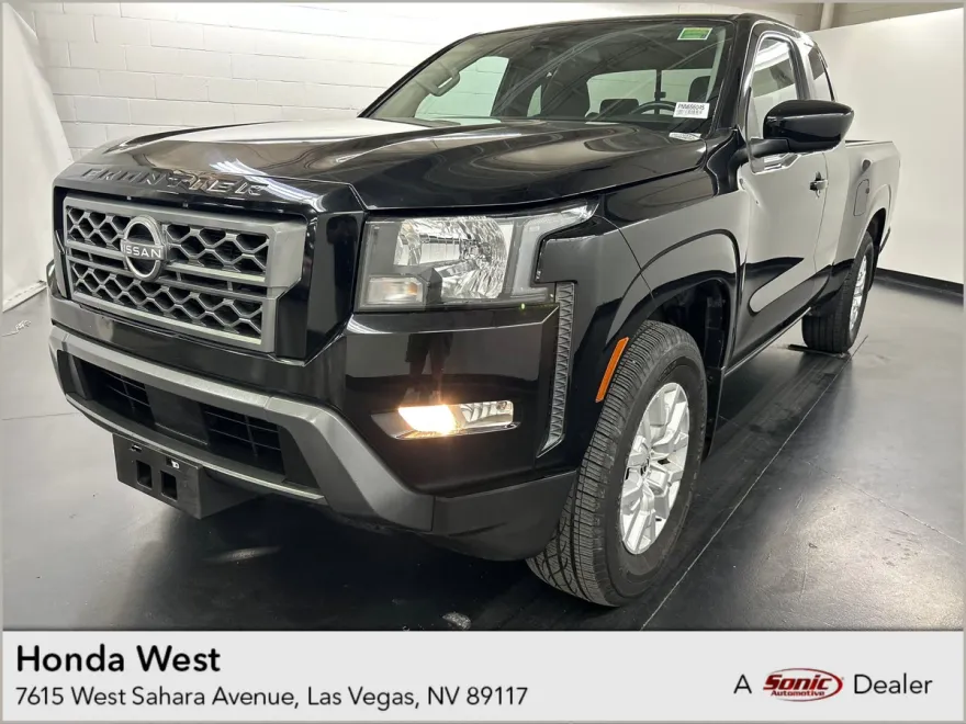2022 Nissan Frontier SV photo 1