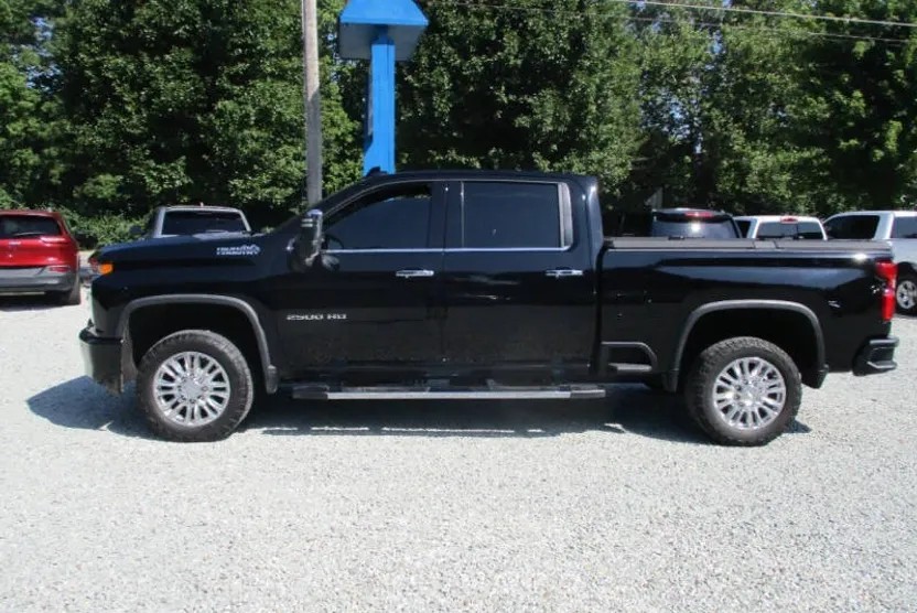 2020 Chevrolet Silverado High Country photo 1