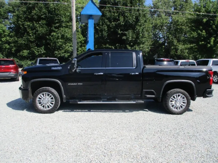2020 Chevrolet Silverado High Country photo 1