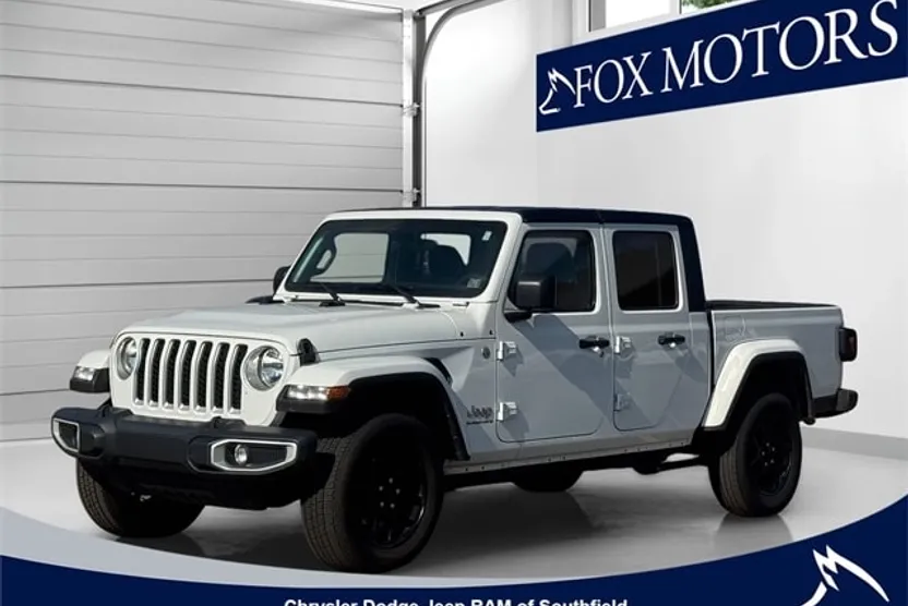 2023 Jeep Gladiator Overland photo 1