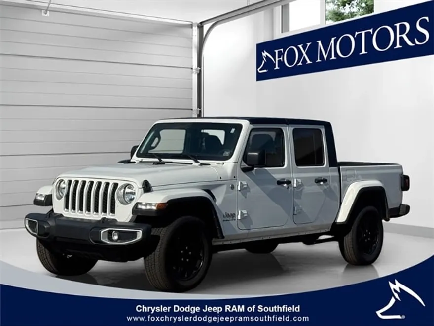 2023 Jeep Gladiator Overland photo 1