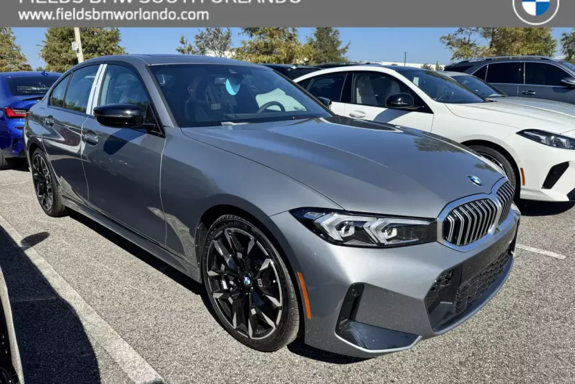 2025 Bmw 330i Sedan photo 1