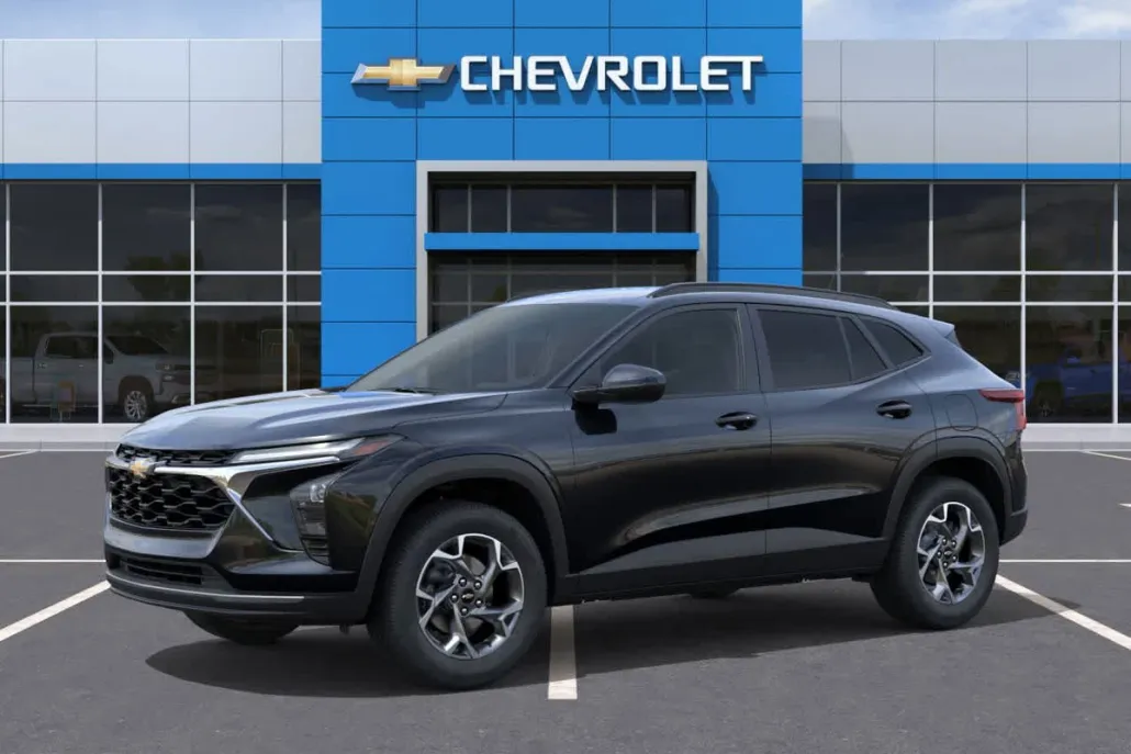 2025 Chevrolet Trax LT photo 1