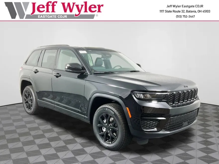2025 Jeep Grand Cherokee Altitude photo 1