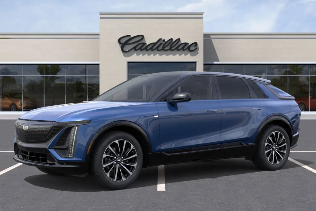 2025 Cadillac Lyriq Sport photo 1