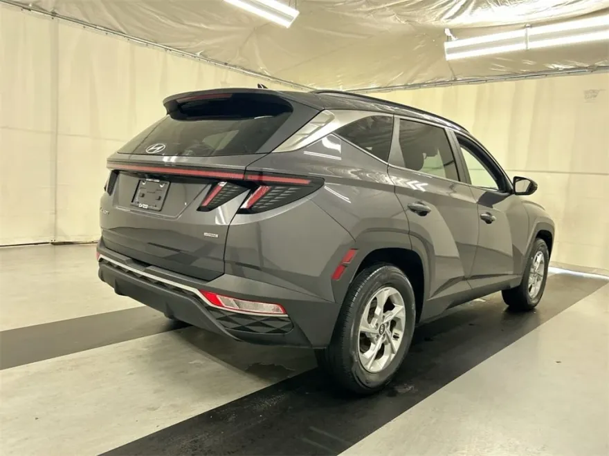 2022 Hyundai Tucson SEL photo 1