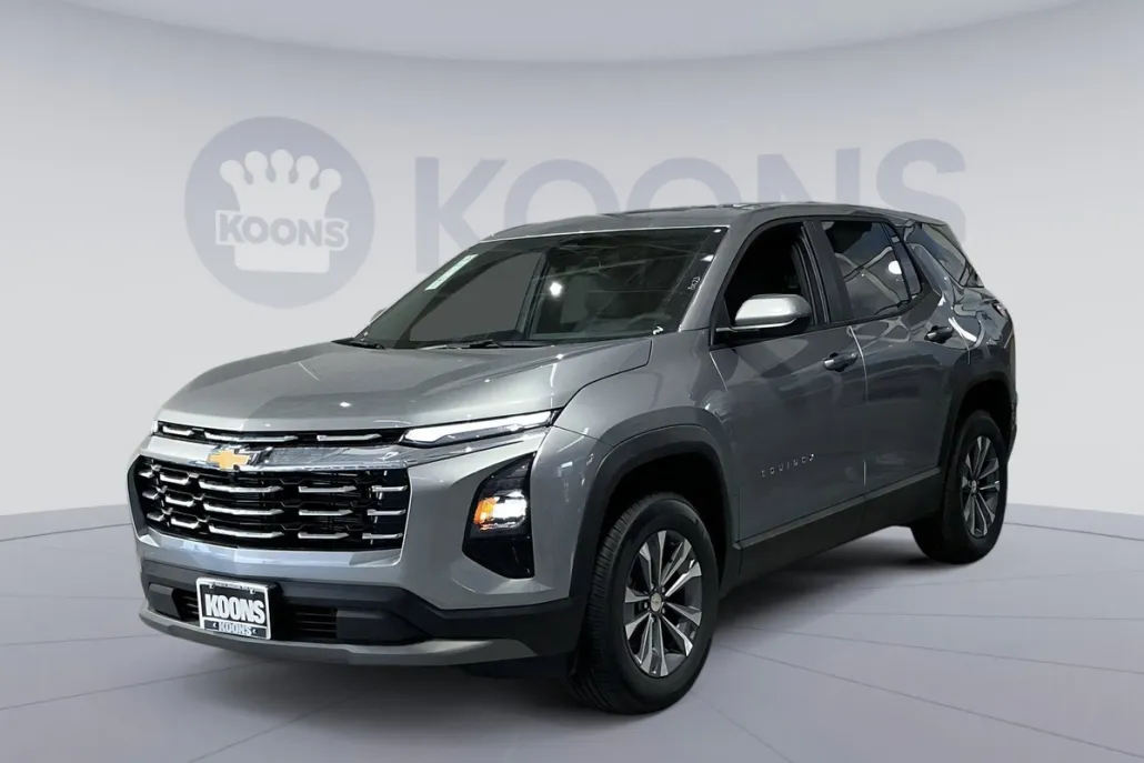 2026 Chevrolet Equinox LT photo 1
