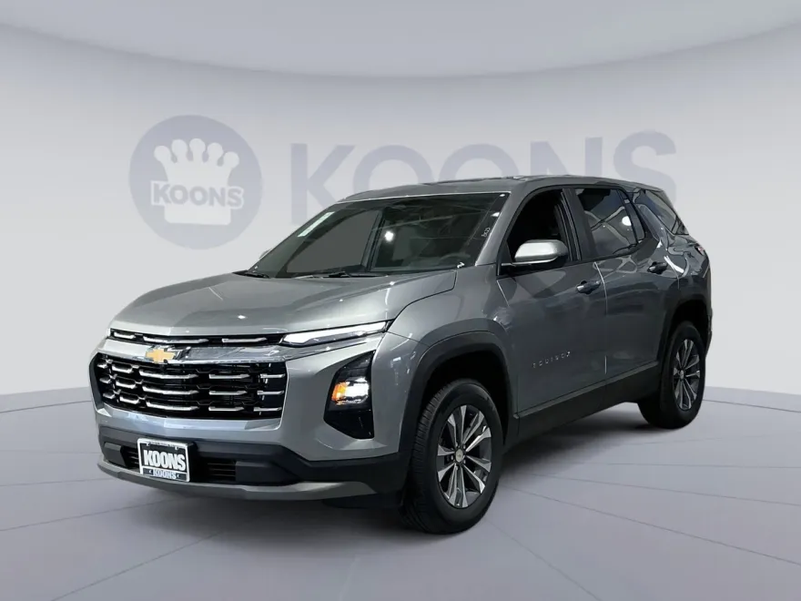2026 Chevrolet Equinox LT photo 1