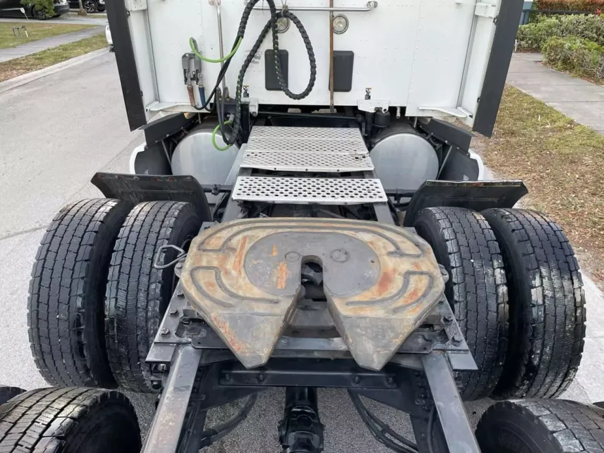 2019 Kenworth T680 photo 10