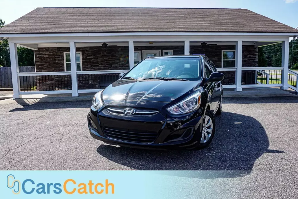 2017 Hyundai Accent SE photo 1