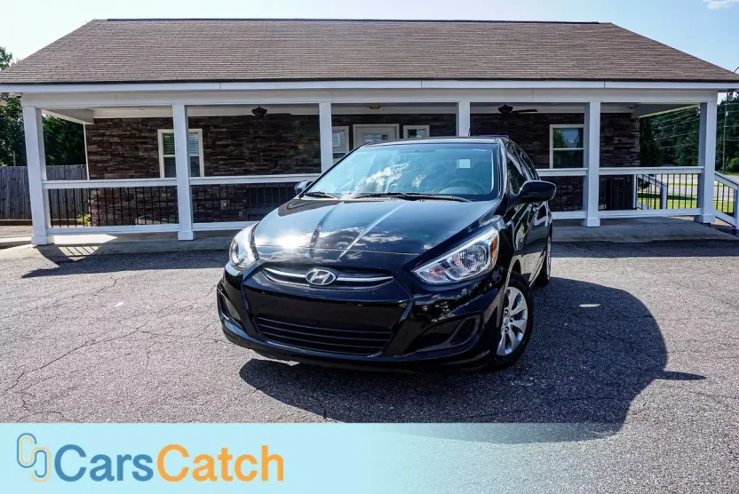 2017 Hyundai Accent SE photo 1