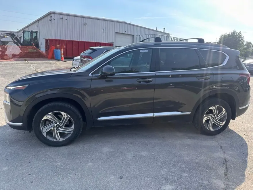 2022 Hyundai Santa Fe SEL photo 1