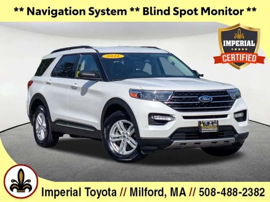 2021 Ford Explorer XLT photo 1
