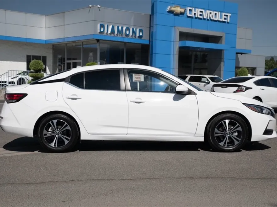 2022 Nissan Sentra SV photo 1