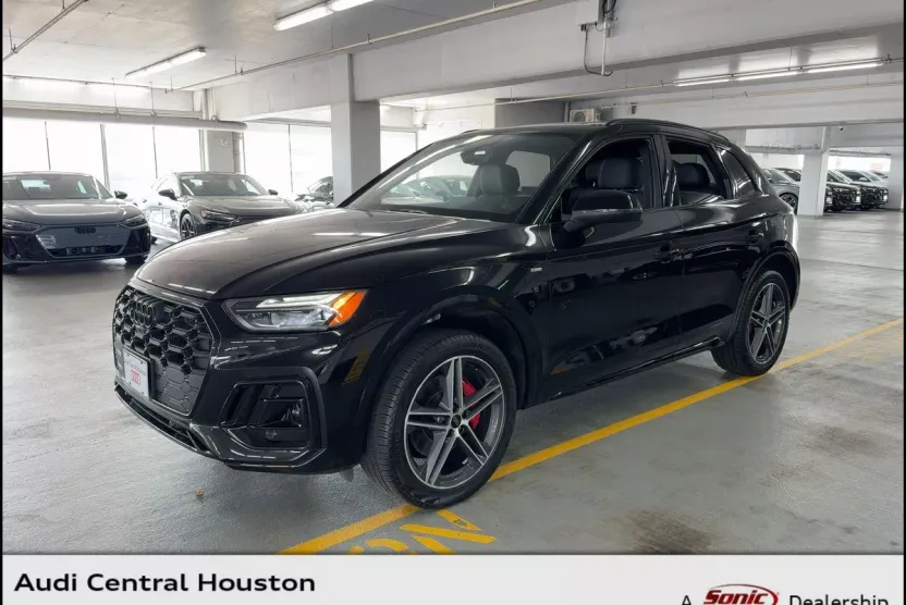 2025 Audi Q5 S line Premium Plus photo 1