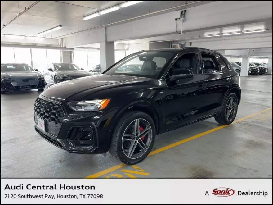 2025 Audi Q5 S line Premium Plus photo 1