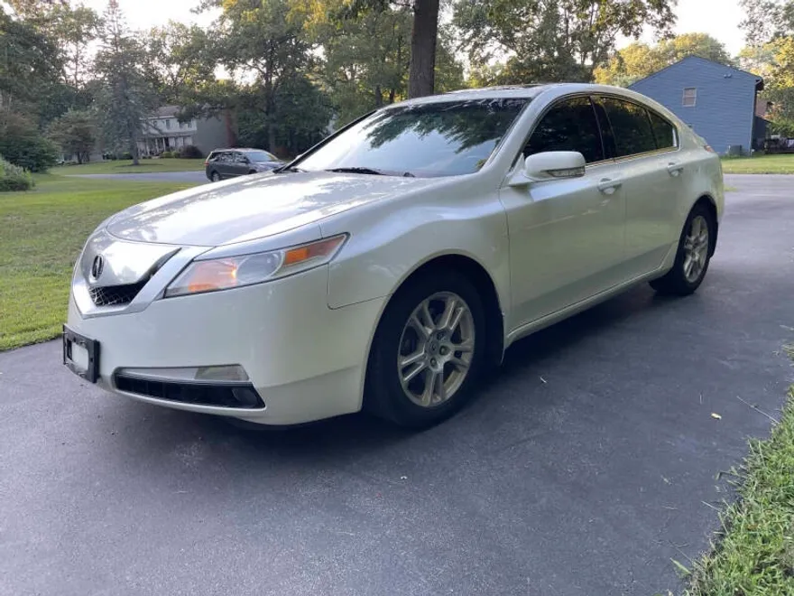 2010 Acura TL photo 1