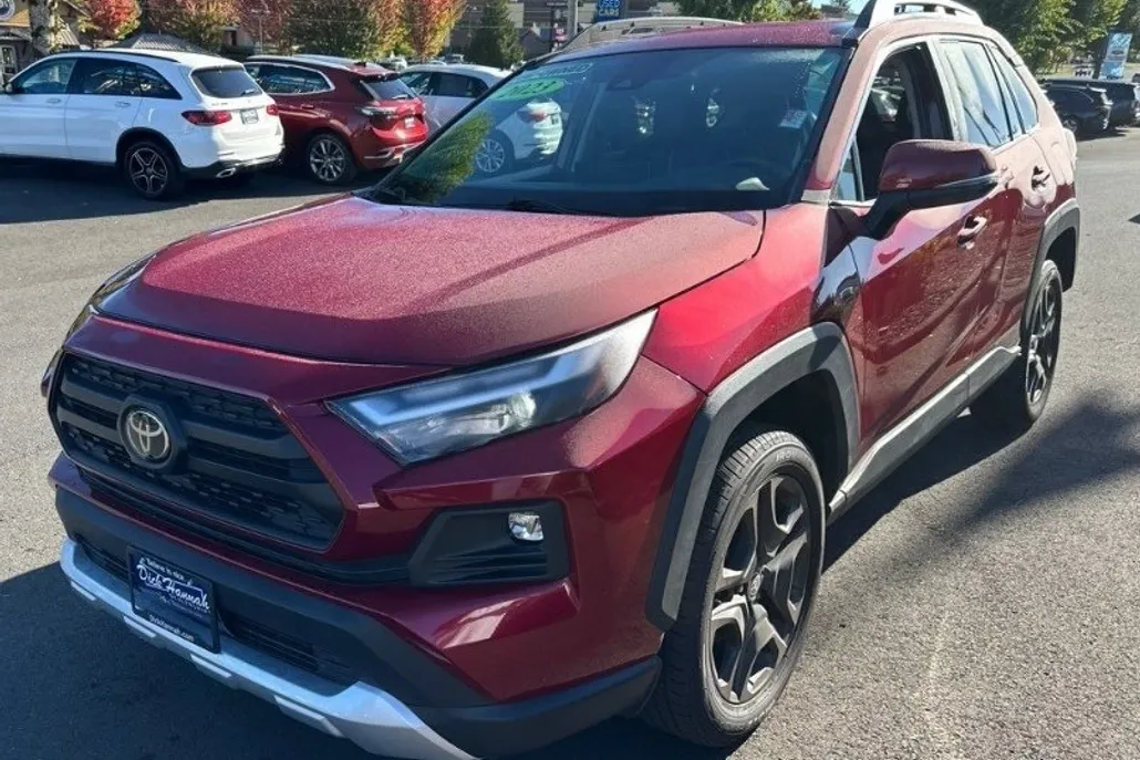 2023 Toyota RAV4 Adventure photo 1