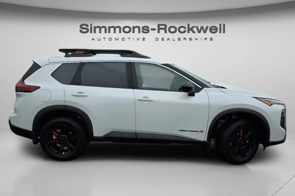 2026 Nissan Rogue SV photo 1