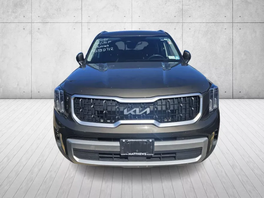 2023 Kia Telluride EX photo 1