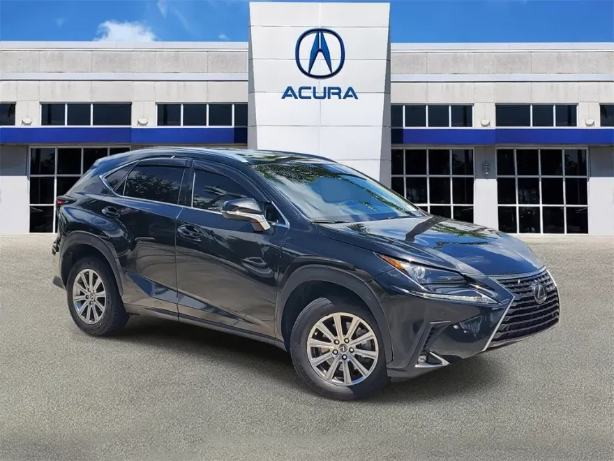 2021 Lexus NX 300 photo 1