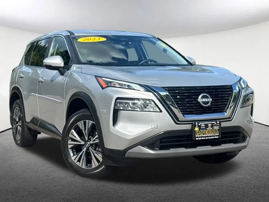 2023 Nissan Rogue SV photo 1
