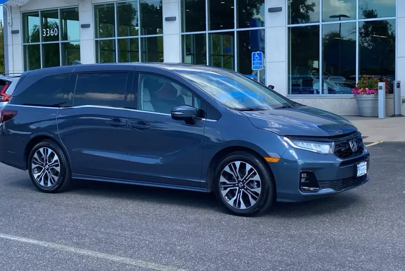 2025 Honda Odyssey Elite photo 1