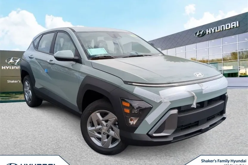 2026 Hyundai Kona SE photo 1