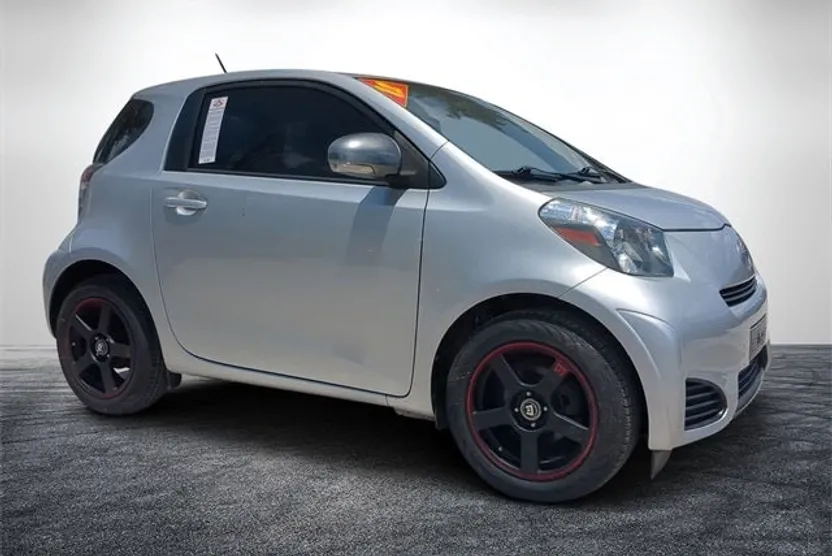 2012 Scion iQ Base photo 1