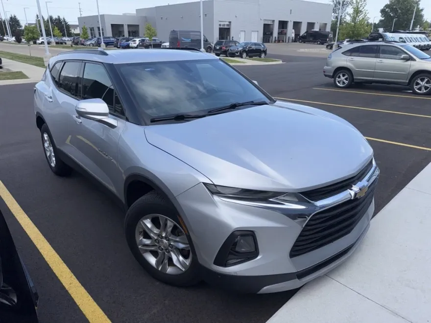 2020 Chevrolet Blazer 2LT photo 1