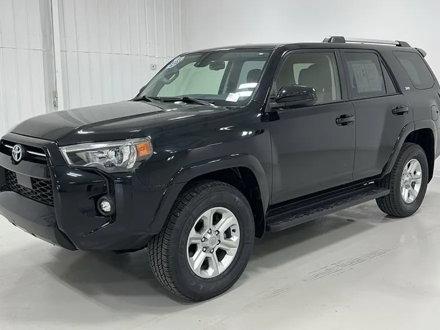 2024 Toyota 4Runner SR5 photo 1