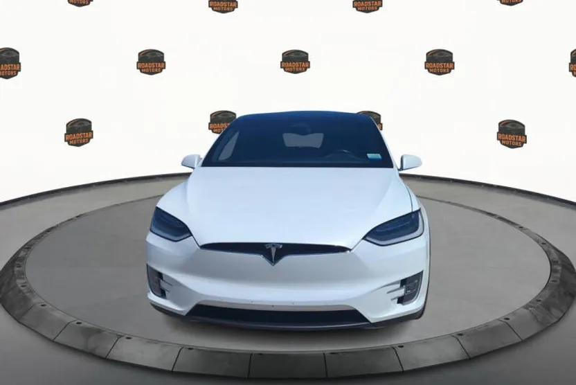 2017 Tesla Model X 75D photo 1
