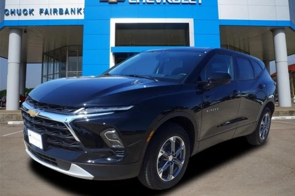 2025 Chevrolet Blazer 2LT photo 1