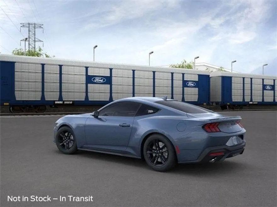 2025 Ford Mustang GT photo 5