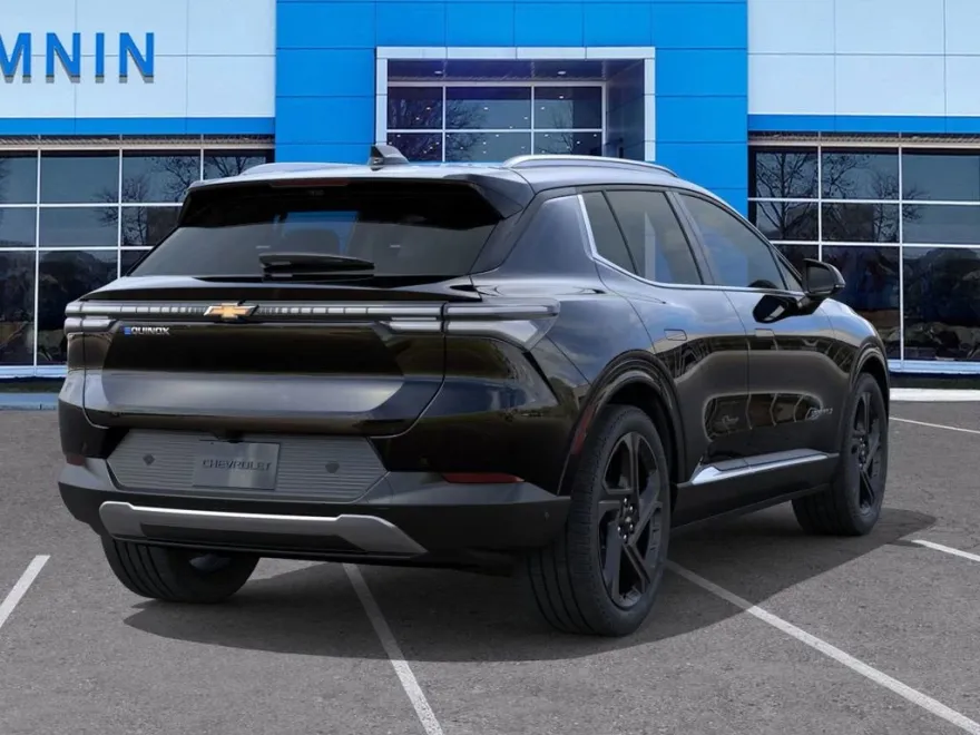 2025 Chevrolet Equinox LT photo 1