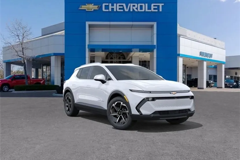 2026 Chevrolet Equinox EV 1LT photo 1