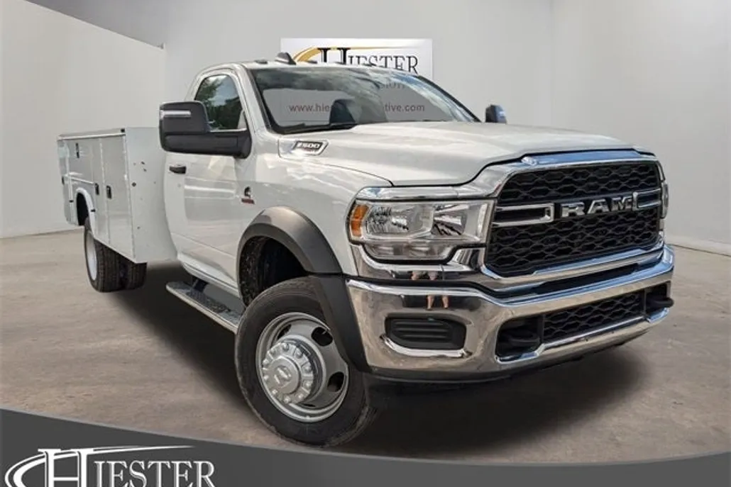 2024 Ram 5500 photo 1