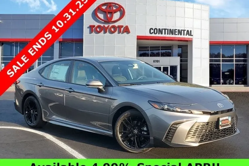2026 Toyota Camry SE photo 1
