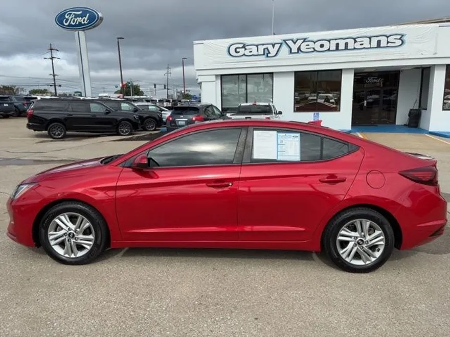 2020 Hyundai Elantra Value Edition photo 1
