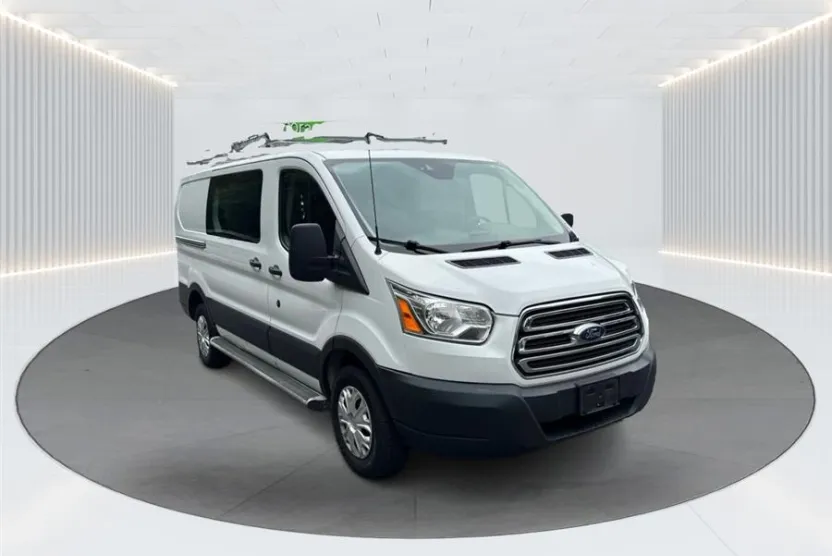 2019 Ford Transit Van photo 1
