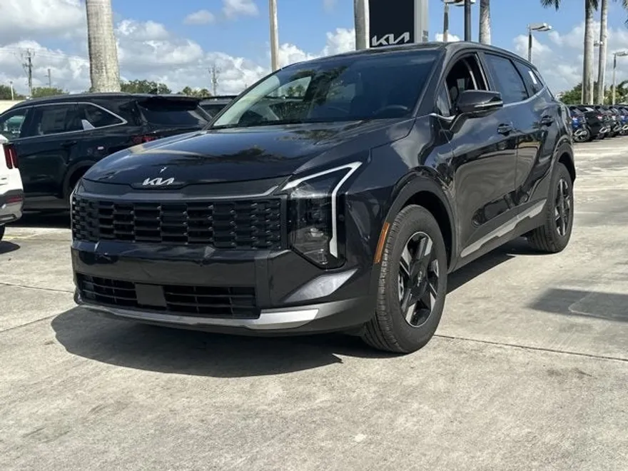 2026 Kia Sportage LX photo 1