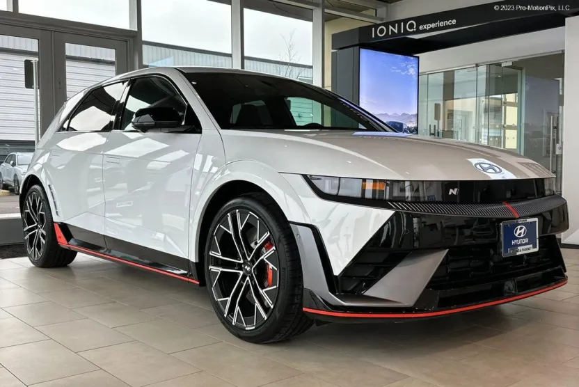 2025 Hyundai Ioniq 5 N photo 1
