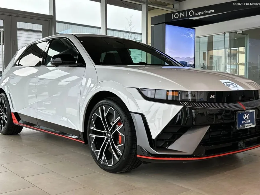 2025 Hyundai Ioniq 5 N photo 1