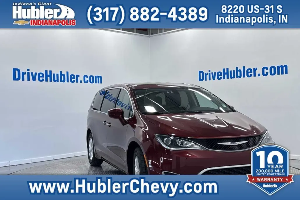 2018 Chrysler Pacifica Touring Plus photo 1